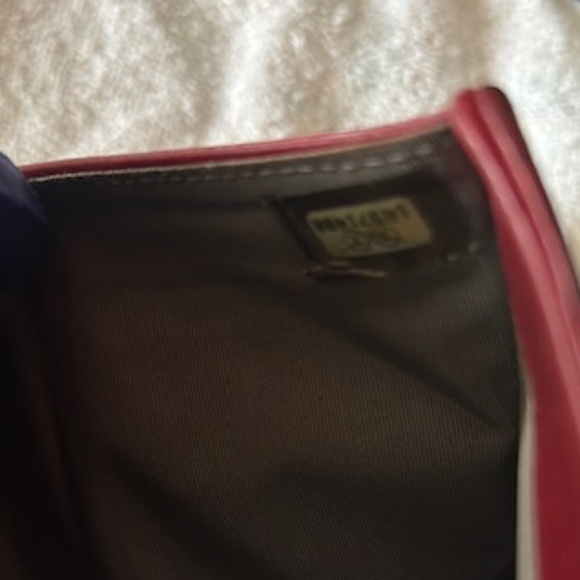 💖 Authentic Chanel Timeless CC Zip French Wallet w/Authenticity Card!! - Picture 7 of 13